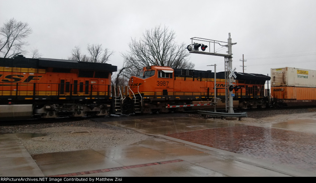 BNSF 3987